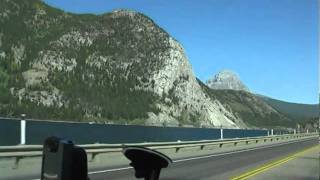 preview picture of video 'Fahrt zum Waterton Lakes Nationalpark'