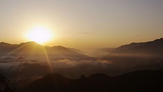 preview picture of video '高千穂・国見ケ丘の雲海 Sea of Clouds at Kunimigaoka,Takachiho'