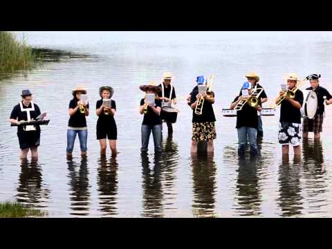 The Cold Water Challenge - Musikzug Husaren Blau Weiß 2014