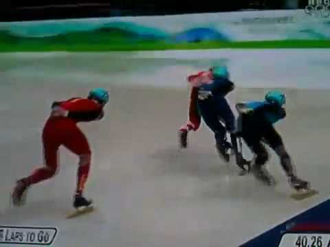 Apolo Ohno wins 6th Medal (amazing final move)