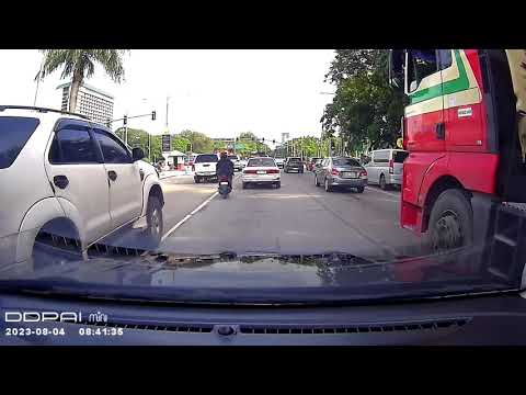 Passing through Roxas Boulevard formerly known as Dewey Boulevard | Metro Manila, Philippines