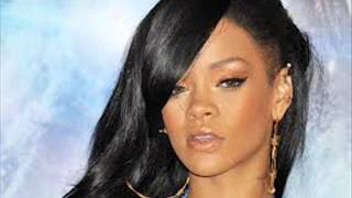 Pour It Up (Remix) -Rihanna(Feat. French Montana &amp; Chinx Drugz)