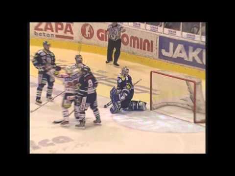 Play off Tipsport extraligy 2004/2005 - semifinále: HC Moeller Pardubice vs. Bílí Tygři Liberec