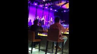 Nick Waterhouse & the Tarots feat. the Naturelles "Hand on the Clock"