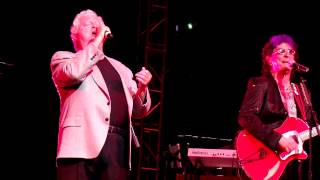 Could Be We&#39;re in love - Tom Doody (Cryan Shames) &amp; The Ides of March