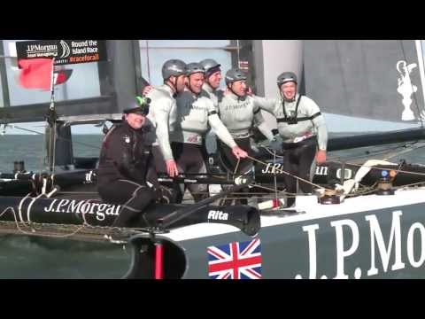 J.P.Morgan BAR break the Round the Island Race Multihull record