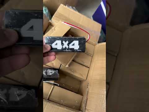 LED Универсальные повторители поворота (диодные "4x4") также на Нива 4х4 (ВАЗ 21213, 21214, 2131) - фото 1 - id-p2288635622