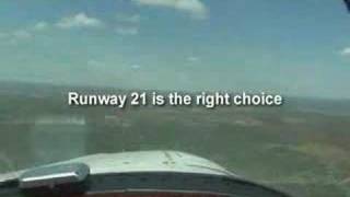 preview picture of video '20kt Crosswind Landing in a Mooney M20A'
