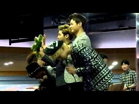 130314 shinee fansign ending