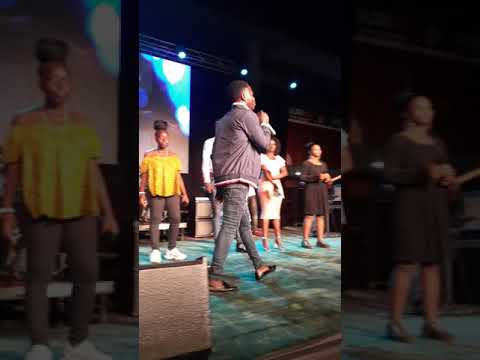 (Jimmy D Psalmist)Peter Domini Live on stage in #NIS