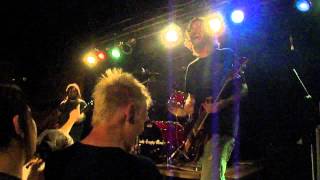 Smile Empty Soul - Ugly