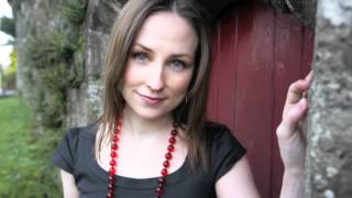 Julie Fowlis- Hug Air A Bhonaid Mhoir kid version