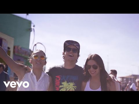 Peter Pan El Musical - Forever Young ft. Augusto Schuster, Daniela Castillo, Josefina Fiebelkorn