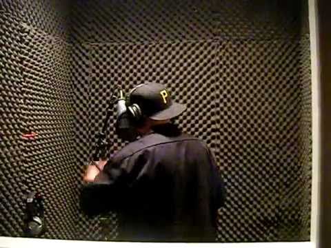 Kris Dough live in the booth