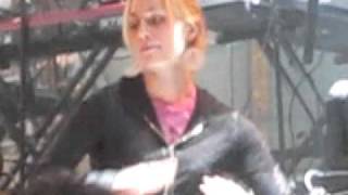 Luisa Maita, «Desencabulada» en répétition à Belle et Bum, 6 nov. 2010