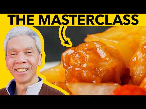🤤 How a Chinese chef cooks Sweet and Sour Chicken! (甜酸雞)