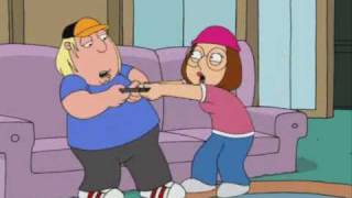 Family Guy : Chris and Meg are Watching TV