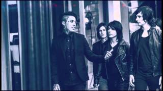 Falling in Reverse- Alone (Lyrics)