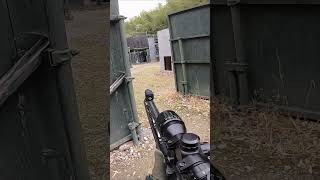 眉間に命中させる一撃 Headshot! #airsoftgun #airsoft #ショート動画