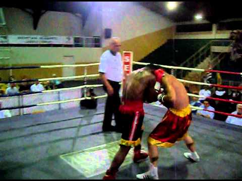 Daniel Souza Santos VS Rodolfo Frans/Categoria: Light Welterweight/location:Baby Barioni-14/12/2010