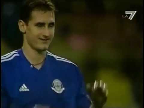 Amistoso: Real Madrid 3-3 Estrellas del Mundo FIFA (18/12/2002). Narración y comentarios en italiano