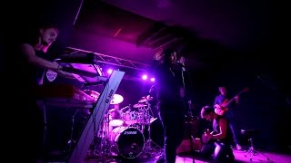 Dust - INIOR - Live @ Traffic