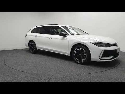 Volkswagen Passat ESTATE R-LINE PHEV 1.5TSI 204HP - Image 2