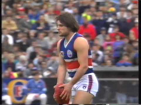 Round 22 PART 1 Carlton VS Footscray Bulldogs 1992 Steven Kolyniuk