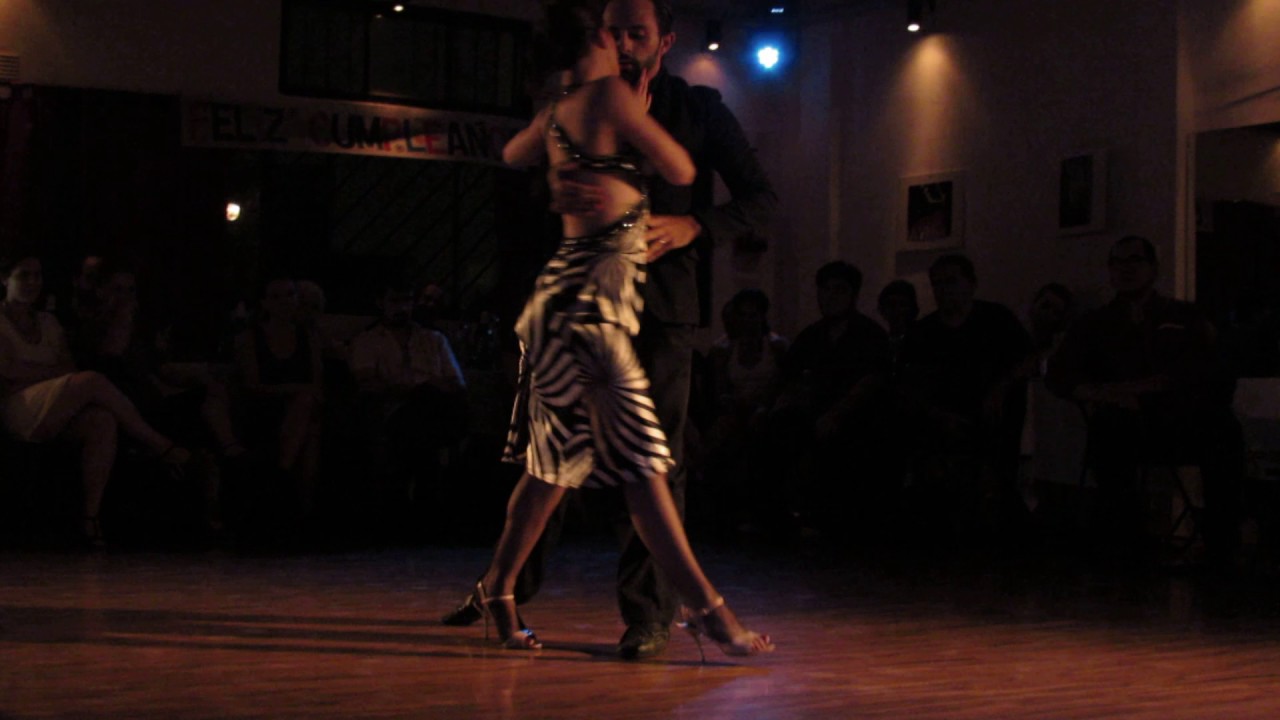Leonel Di Cocco y Camila Danelli - Milonga Dos Orillas (2/2)