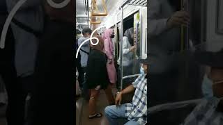 Download lagu Perhatikan Orang yg berpakain Syar'i PINK, Laki atau Perempuan? #shorts mp3 Download lagu Perhatikan Orang yg berpakain Syar'i PINK, Laki atau Perempuan? #shorts mp3