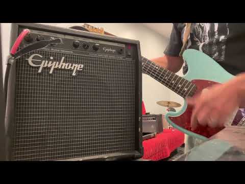Epiphone EP-800 Guitar Amplifier 8” Speaker / 15 Watts / 3 Band EQ / Distortion / Headphone Jack / MIK Korea VIDEO image 10