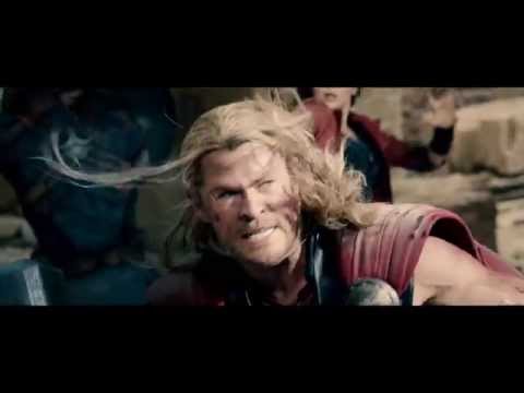 Avengers: Age of Ultron (Featurette 'Fun on the Set')