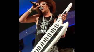 LMFAO - Reminds Me Of You