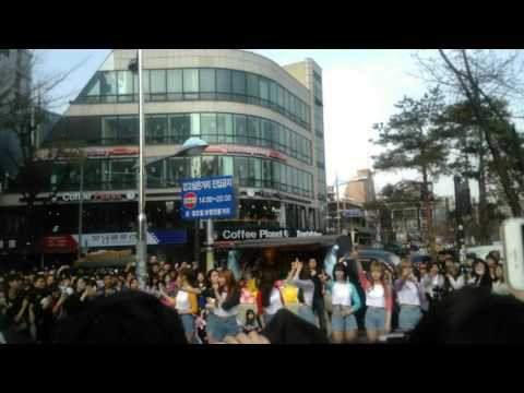 [FANCAM] 160402 OH MY GIRL Hongdae Guerilla Con - YooA - Liar Liar point dance