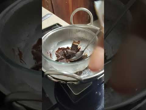 how to melt dark chocolate?