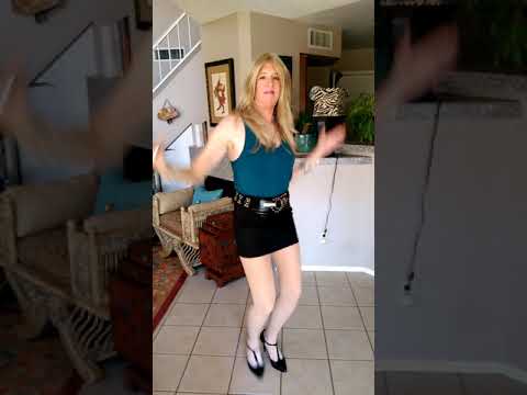 Groovin to "One Day" by 2Pac ft. Alex Marie Brinkley (Remix by NodaMixMusic)