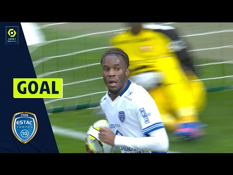 Goal Ike Dominique UGBO (39' - ESTAC) STADE RENNAIS FC - ESTAC TROYES (4-1) 21/22