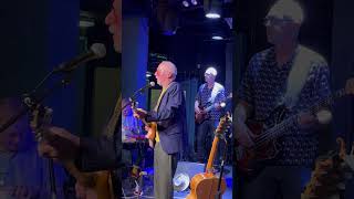 Graham Parker and the Goldtops. Hey Lord don’t ask me questions live at Dingwalls 1/10/23.
