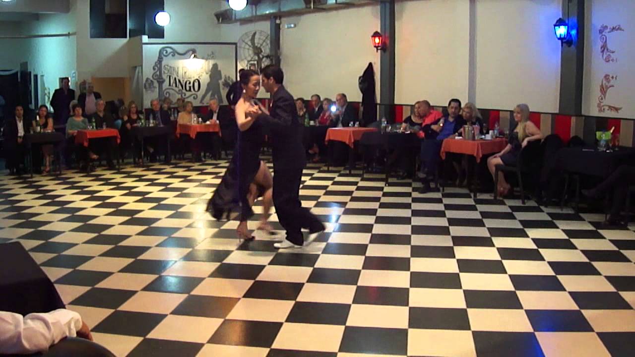Sin Rumbo, de Israel y Korea, bailan Tomer y Estrella Kin, alumnos de Carlos Perez y Rosita 2/2