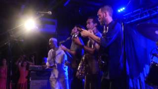 The Souljazz Orchestra - Bull's eye - Live