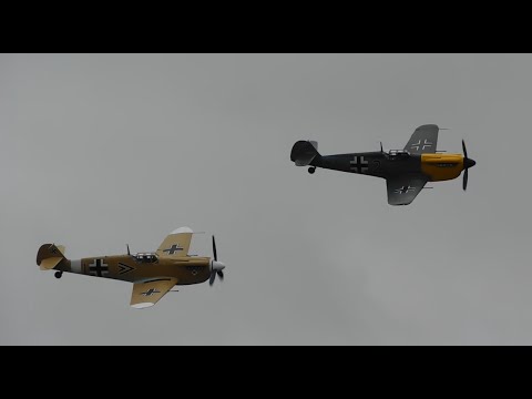 BBMF 2x Spitfires & 2x BF109s Display At Duxford Airshow Saturday 10/09/2016
