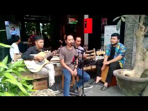 Benthet Cingkire (Cover) Bikin Penasaran Sepenggal Lagu