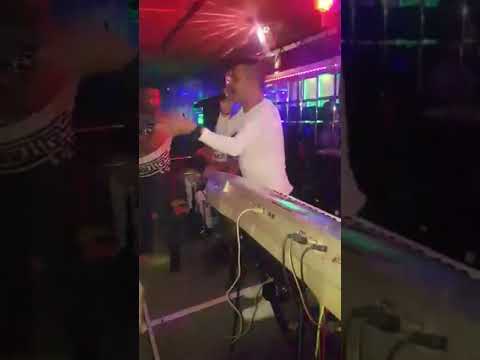 Chikh nano avec hichem smati à skikda dance maryoullat live +18 / 2017