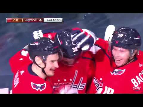 Mantha scores first goal with Caps