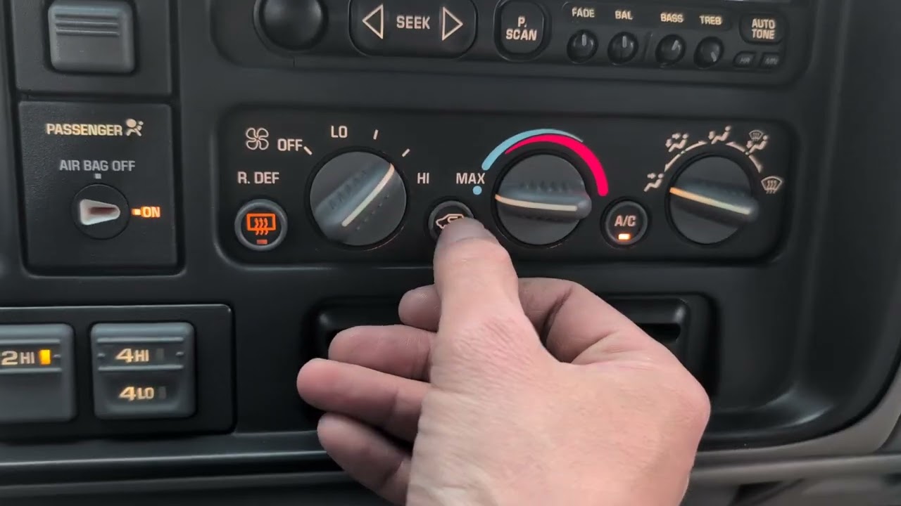 1999 GMC Sierra 1500 Classic SLE. 14700 Miles. Time Capsule