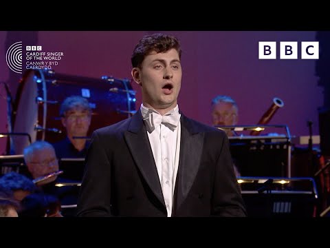 William Thomas sings Sarastro Thumbnail