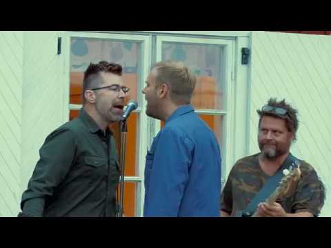 Ital Skurk: "Öppna dörren - släpp in livet". Live!