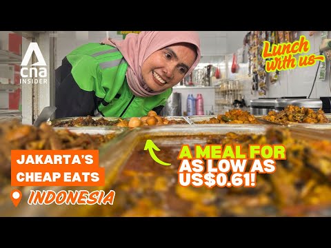 Hardworking Grab Delivery Rider’s Go-To Warteg For Budget Food | Lunch With Us: Jakarta