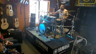 Larnell Lewis Yamaha Live Custom Drums 04.26.2014
