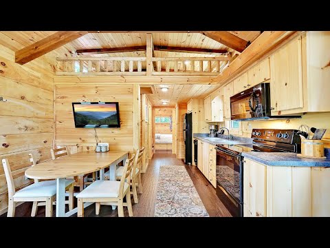 Absolutely Gorgeous Tiny Cabin in Lake Lure with Private Mountain Views